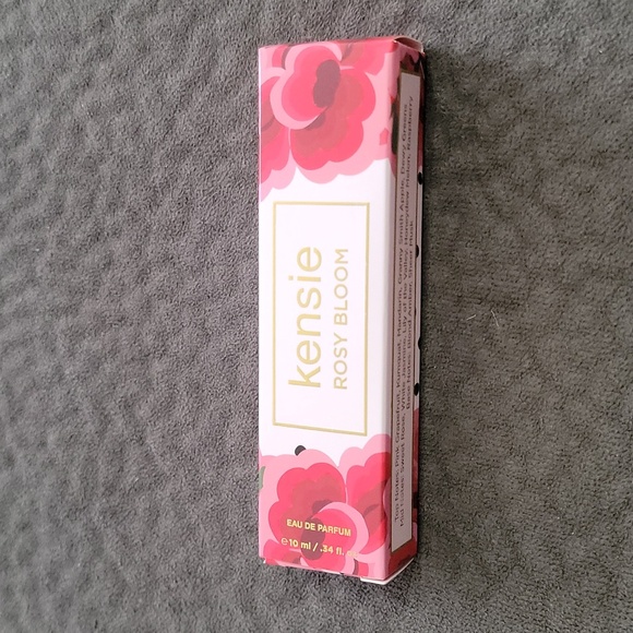 Kensie Rosy Bloom Eau de Parfum Travel Spray Fragrance 10 ml - Picture 2 of 5